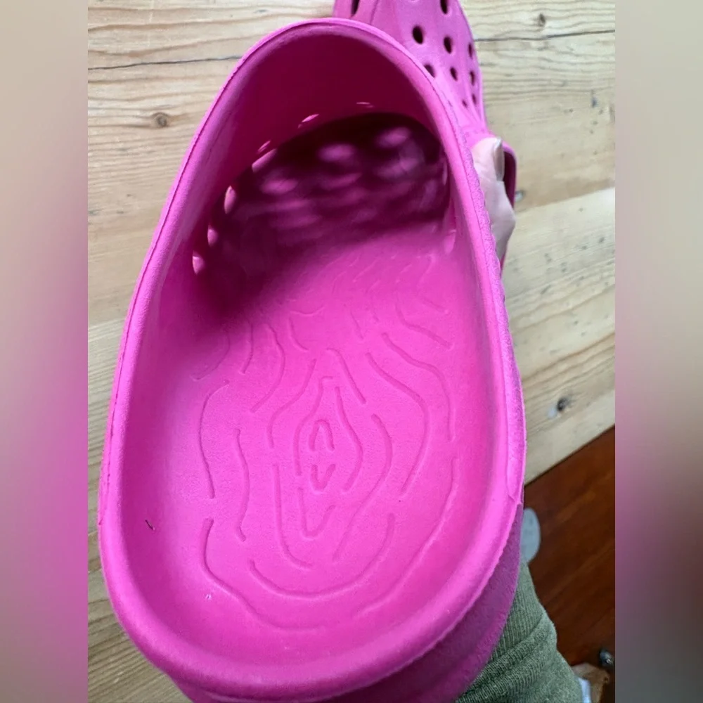L.L. Bean Kids Coastal Clogs Unisex K’s 4  W’s 6 Pink Vented Flexible Waterproof